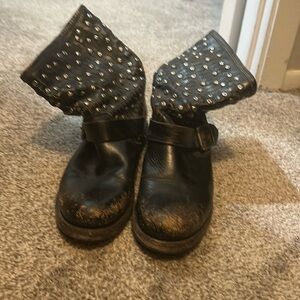 Women’s Frye boots